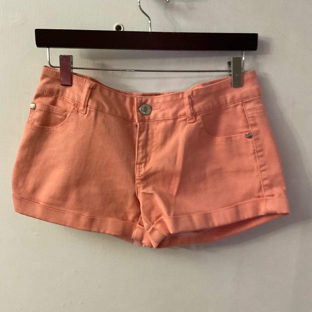 Celebrity Pink Desert Flower Denim Jean Shorts 7 (Juniors) Peach Summer Casual